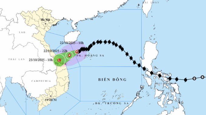 Bão số 12 kết hợp không khí lạnh, Trung Bộ chuẩn bị đón mưa rất to