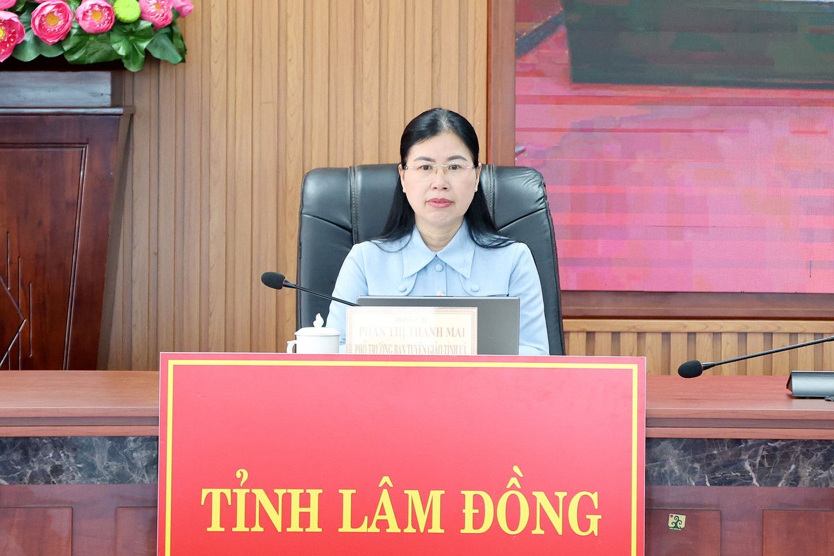 Hội nghị báo cáo viên Trung ương tháng 10: ba chuyên đề giáo dục, y tế, chuyển đổi số