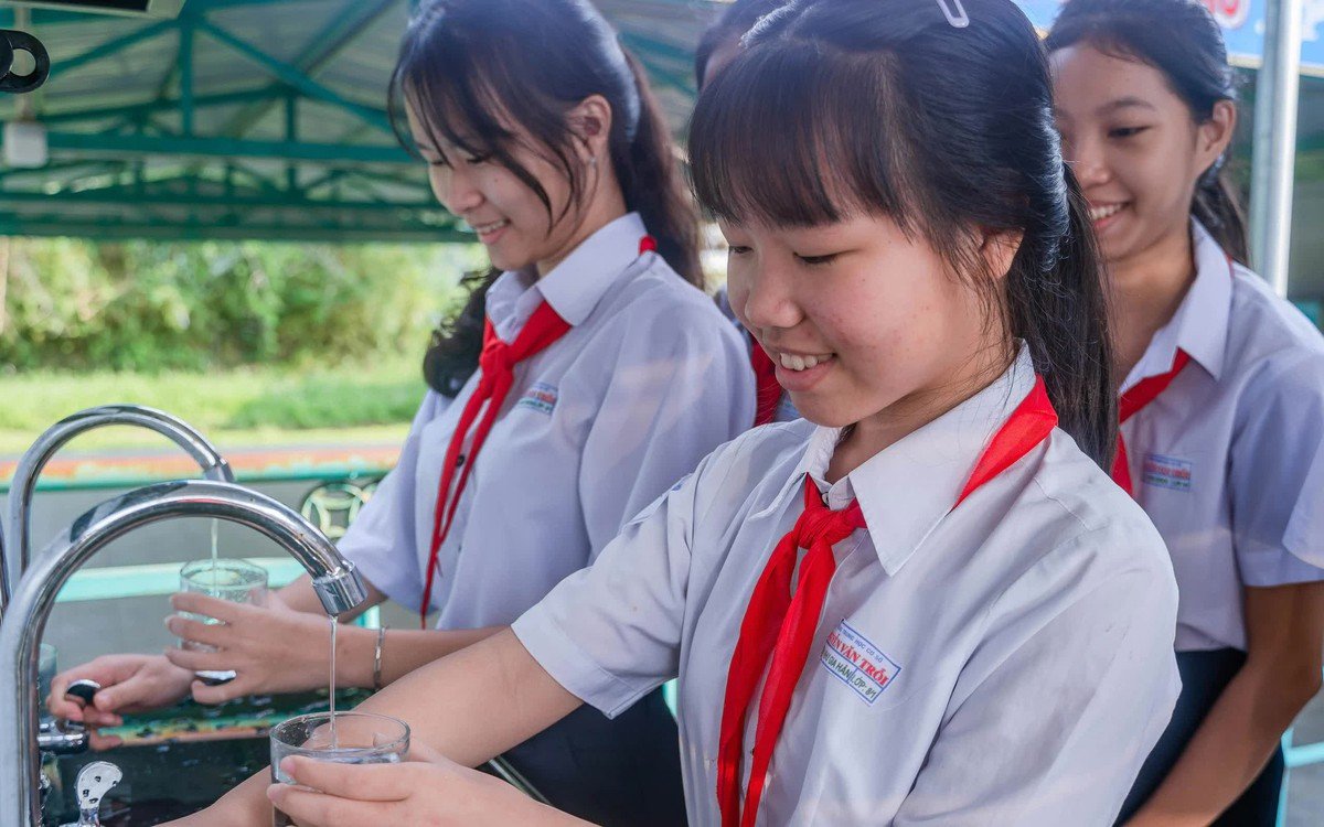 11 hệ thống lọc nước sạch đến với học sinh miền núi Đà Nẵng