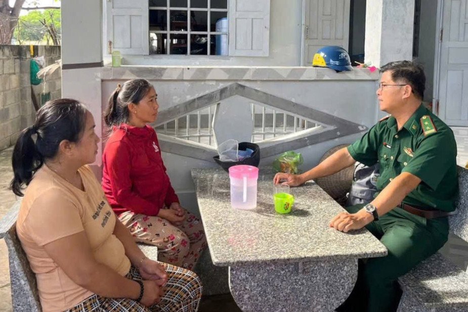 Tàu cá chìm gần giàn Sư Tử Trắng, bốn ngư dân vẫn mất tích